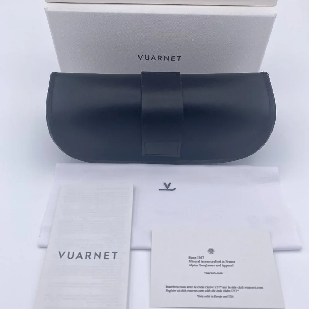 Vuarnet Sunglasses Case Set,Black Hard Leather,Belt Clip,Boxed,Cloth,Auth Card